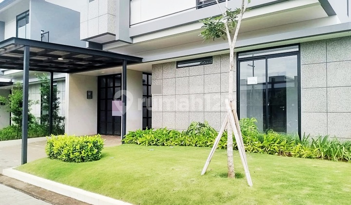 Rumah Tarubhawana Hoek Lokasi Depan 2