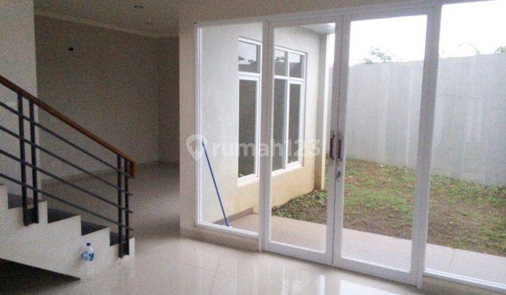 Rumah di Cluster Eksklusif Setramurni 1