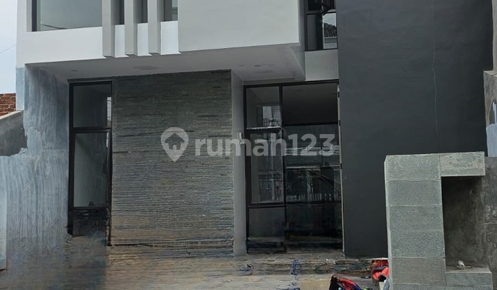 Rumah Batu di Batu Indah Sayap Batununggal Rumah Batu di Batu Indah Sayap Batununggal
