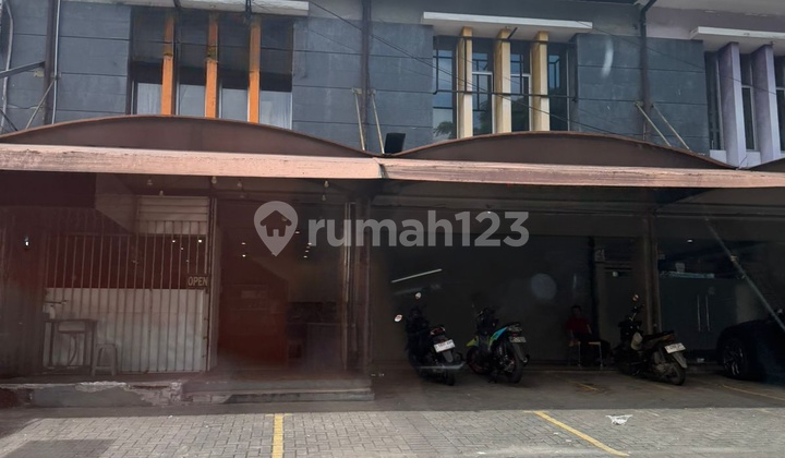 Mekarwangi Mainroad Premium Location Shop House, Rare!
