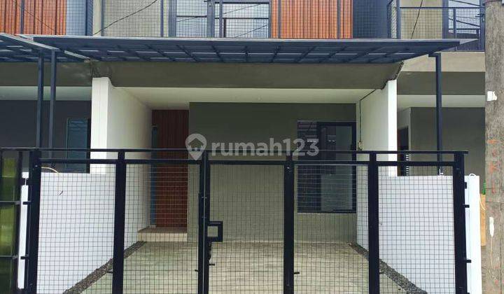 Rumah baru di cinere dalam Komplek Dekat Akses Tol 1