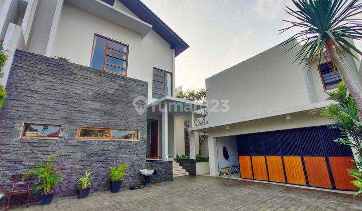 Rumah kemang Dalam Town House tropical best price 2