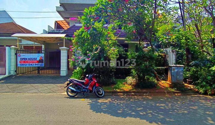 Rumah pondok indah jalan taman duta halaman Luas 1