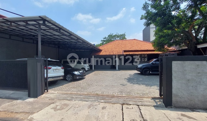 Rumah Dekat Mrt Cipete Halaman Luas Murah