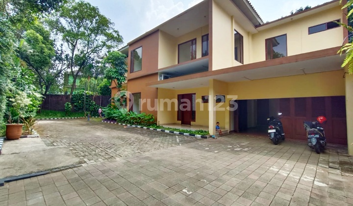Rumah Siap Huni Buat Usaha Parkiran Mobil Luas Di Ampera 2