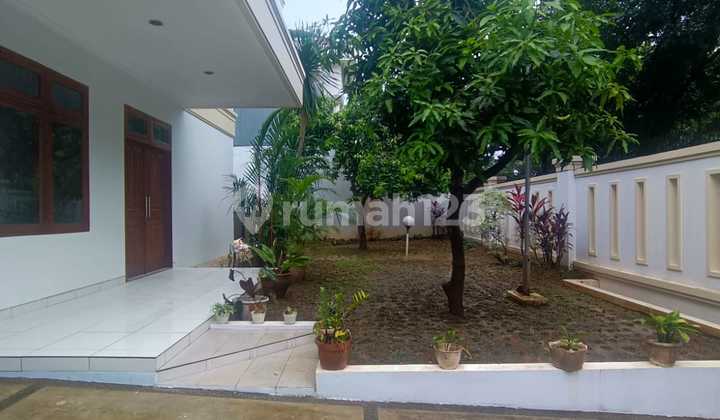 Disewakan Rumah Komplek Tanjung Mas Raya Siap Huni Halaman Luas