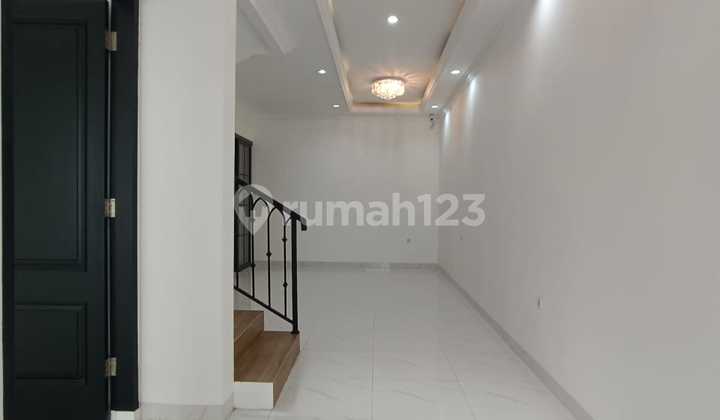 Bebas Banjir Rumah Baru Lebak Bulus Dekat MRT 2