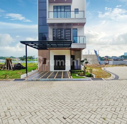 Cilandak Brand New House Modern Dalam Komplek Hoek Bebas Banjir Cilandak Brand New House Modern Dalam Komplek Hoek Bebas Banjir