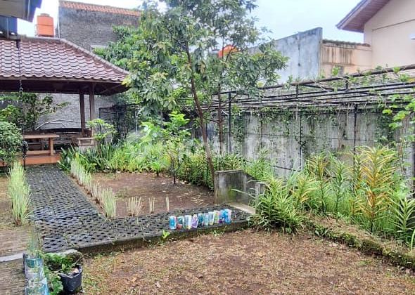 Strategic Land Location on Podok Hijau Main Road