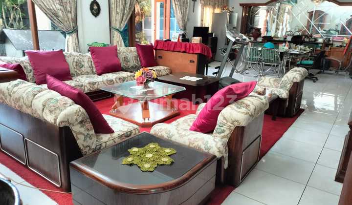 rumah nyaman asri full furnished di komplek graha puspa