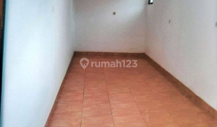 Rumah Bagus Besar di Sayap Gardujati 2 Lantai 4