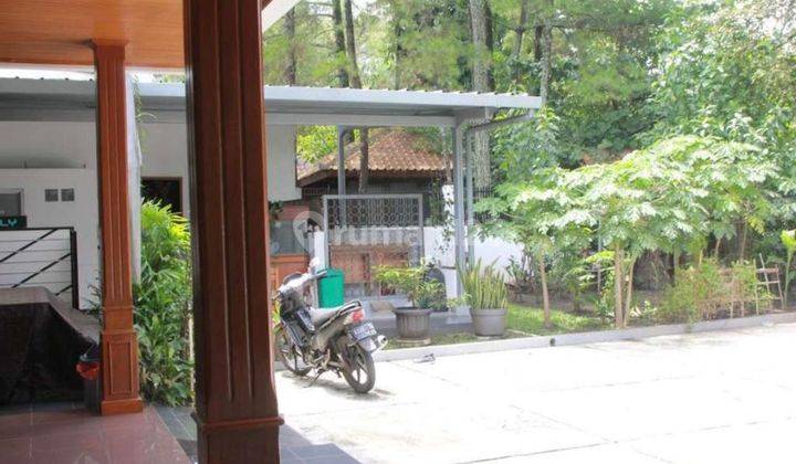 Rumah Besar Cocok Untuk Kantor Atau Tempat Usaha di Pahlawan 4