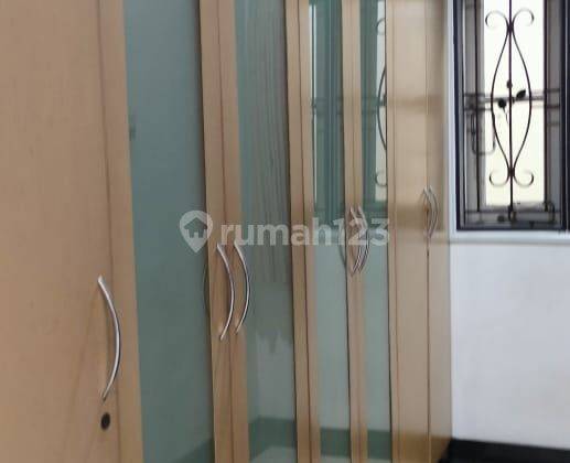Rumah Lux Sangat Terawat Dan Semi Furnished di Sayap Burangrang 6