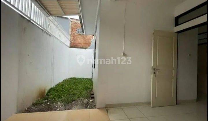 Rumah Minimalis di Komplek Bumi Asri Cihanjuang 4