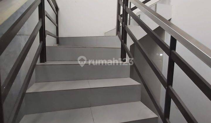 Gudang di Tengah Kota Cocok Untuk Usaha Sayap Pajajaran 9