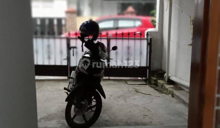 Rumah Minimalis Modern di Sayap Supratman 2