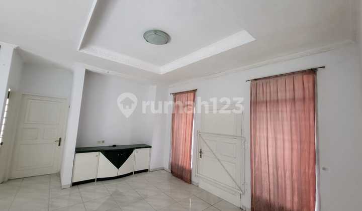 Rumah Tinggal Modern Lokasi di Setrasari  12
