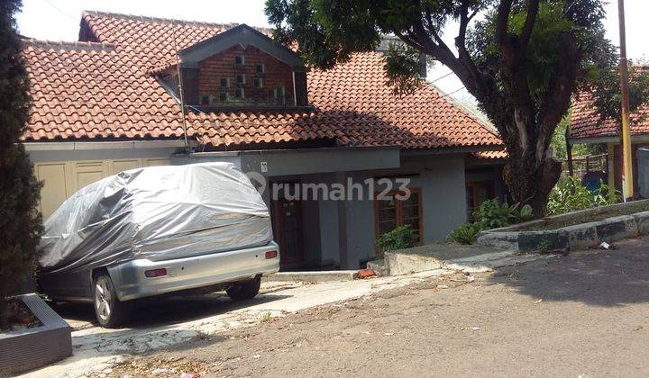 Rumah Tinggal Modern di Area Cigadung Bandung 2