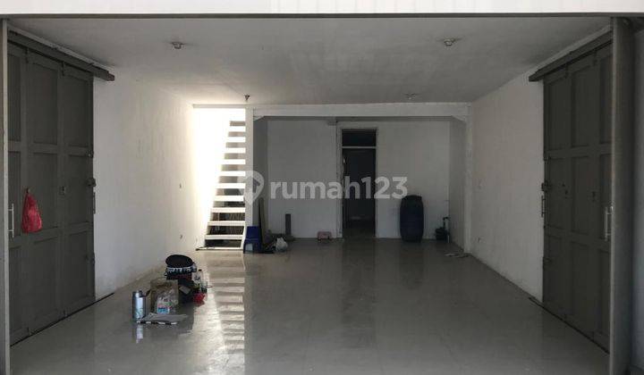 Rumah Minimalis Dekat Sudirman Strategis 2