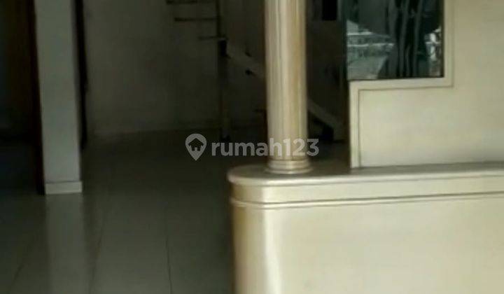 Rumah Modern Nyaman Lokasi di Sayap Lingkar 2