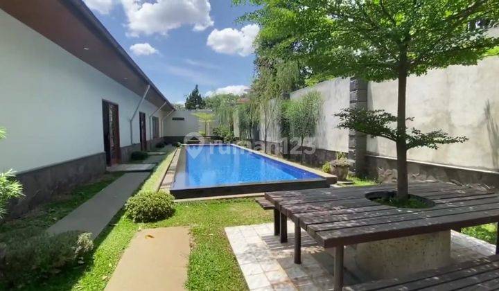 Rumah Lux Minimalis di Pusat Kota Bandung Sayap Cipaganti 3