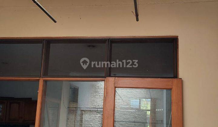 Rumah Modern Minimalis di Taman Sakura Indah 14