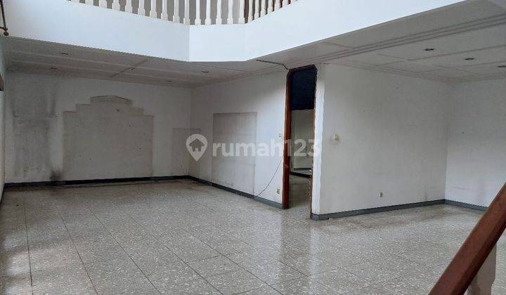 Rumah Cantik Modern di Sayap Burangrang Cocok Untuk Kantor 4