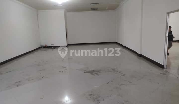 Ruko Rendeng Siap Pakai Strategis di Mainroad Ciateul 3