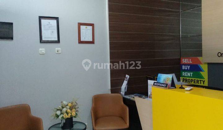 Dijual Ruko Cantik 3 Lantai di Jalan Peta Mainroad Bandung 2