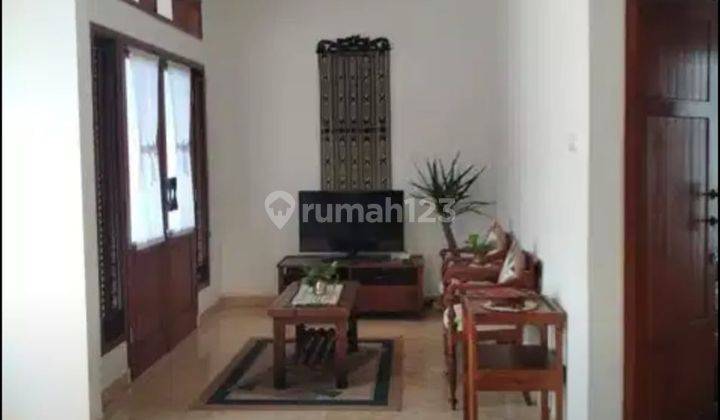 Rumah Dijual Asri Dan Strategis di Gegerkalong 1