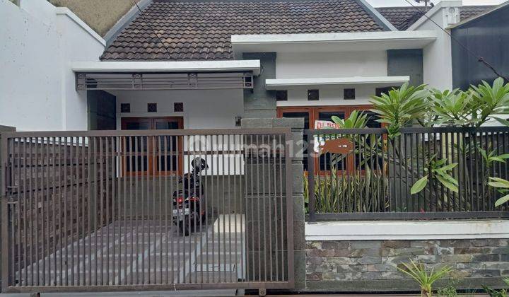 Rumah Minimalis Area Cihanjuang Lokasi Strategis 1