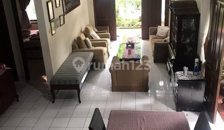 Rumah Asri Dalam Cluster di Tubagus Ismail 2