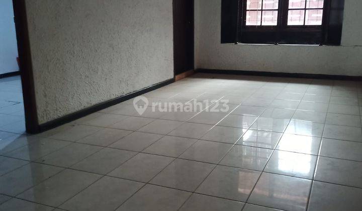 Rumah 2 Lantai Nyaman Modern di Bumi Kopo Kencana 2