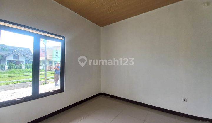 Rumah Minimalis Modern Baru di Cipamokolan 2