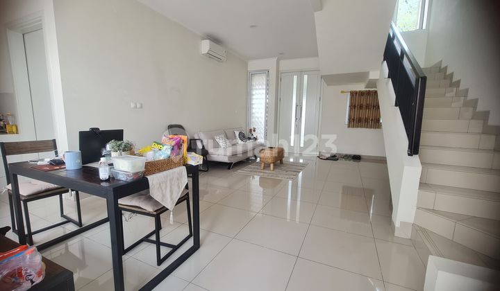 minimalist 2-story house in summarecon bandung