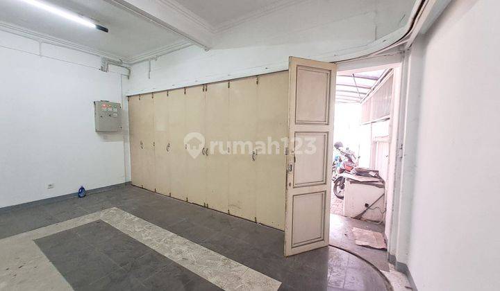 Ruko 3 Lantai Lokasi Strategis di Mainroad Bkr 2