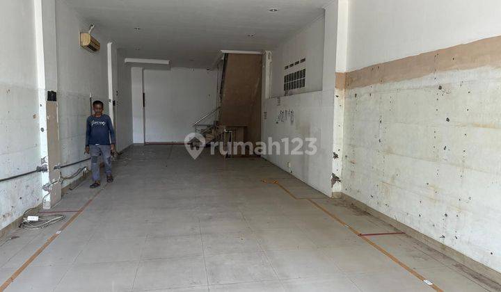 Ruko Daerah Palasari 3 Lantai Lokasi Strategis 1