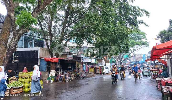 3-story shophouse in a strategic location at Cikutra 2