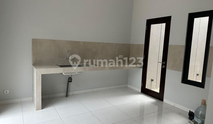 New Minimalist Building House in Twin Housing Complex 2