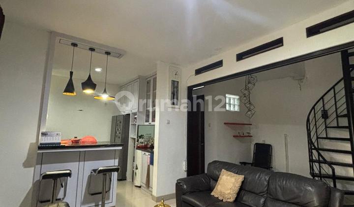 rumah minimalis terawat siap huni di batununggal