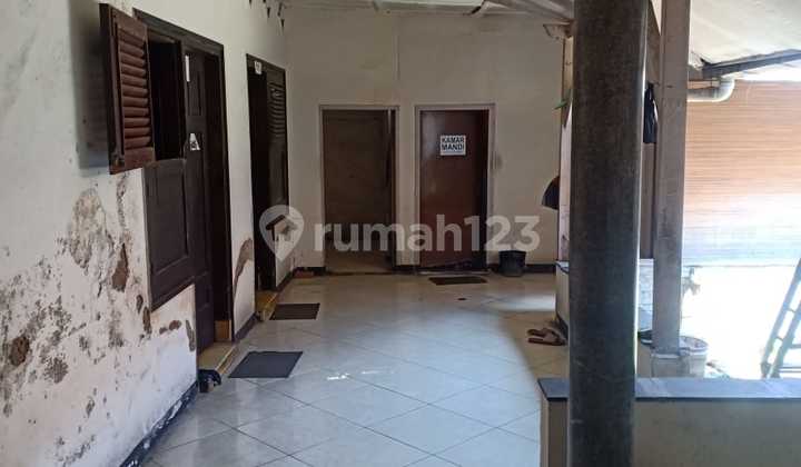 Rumah atau Ruang Usaha di Mainroad Buah Batu