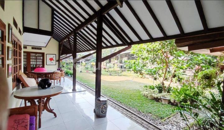 Aesthetic and Comfortable House Located in North Bandung 2