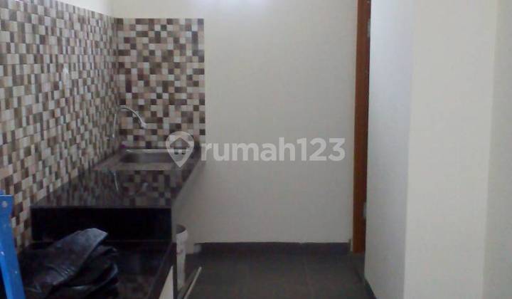 Rumah Minimalis Modern 2 Lantai di Jalan Kurdi 2