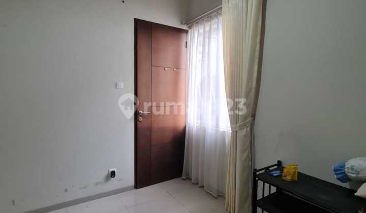 rumah minimalis cantik siap huni di sayap surya sumantri 2