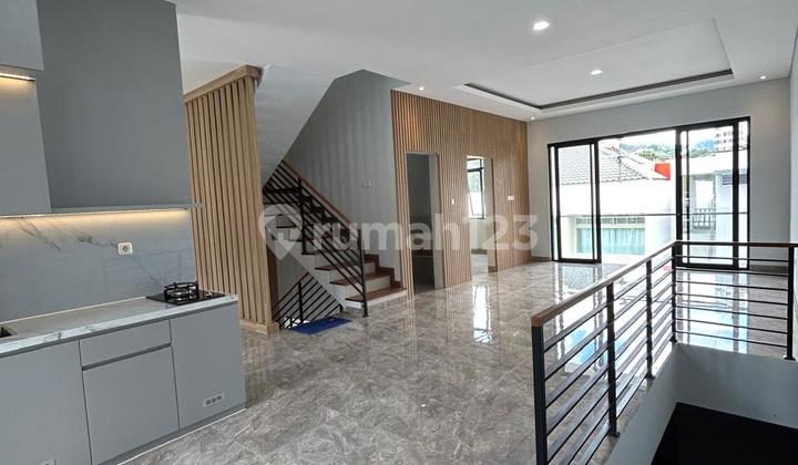 New 3-Story Building House Located in Dago 2