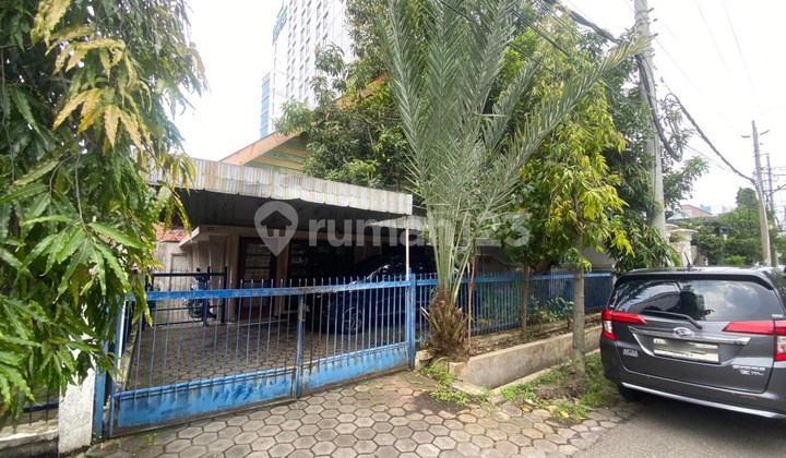 Dijual Rumah Tengah Kota di Jl. Erlangga Raya Semarang 1