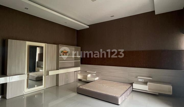 Dijual Rumah Mewah Tengah Kota di Jl. Pandanaran Semarang 2