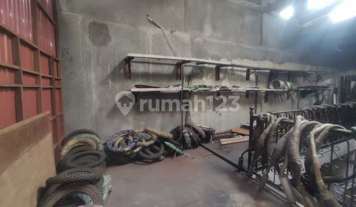 Dijual Ruko Lokasi Strategis di Jl. Mt. Haryono Semarang 2