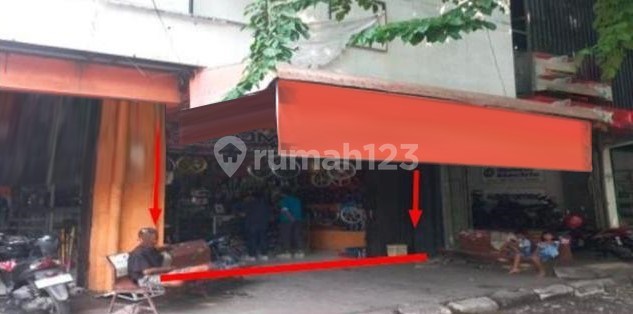 Dijual Ruko Tengah Kota di Jl. Mt. Haryono Semarang 1