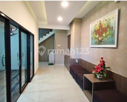 Dijual Ruko Lokasi Tengah Kota di Jl. Raya Monjali Yogyakarta